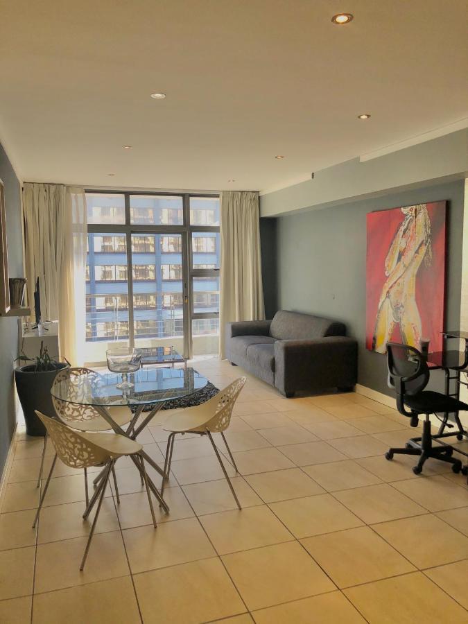 Icon Self Catering Apartment In Cape Town Near Waterfront And Cticc Εξωτερικό φωτογραφία