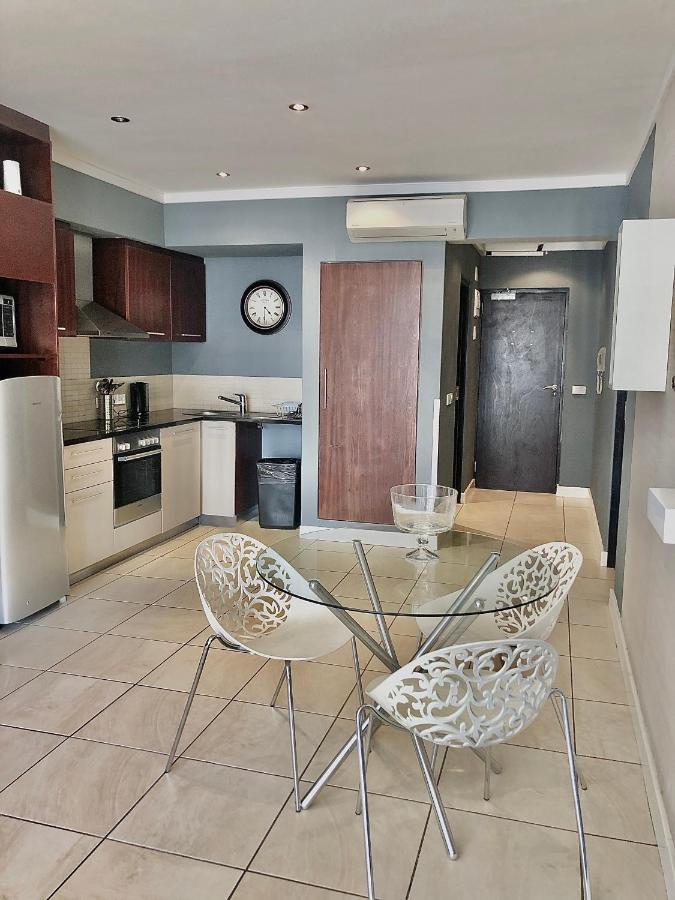 Icon Self Catering Apartment In Cape Town Near Waterfront And Cticc Εξωτερικό φωτογραφία